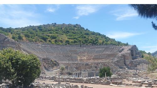 7-9 PAX-Ephesus Private Tour From Izmir then return to Izmir or leave you in Kusadasi or Selcuk town